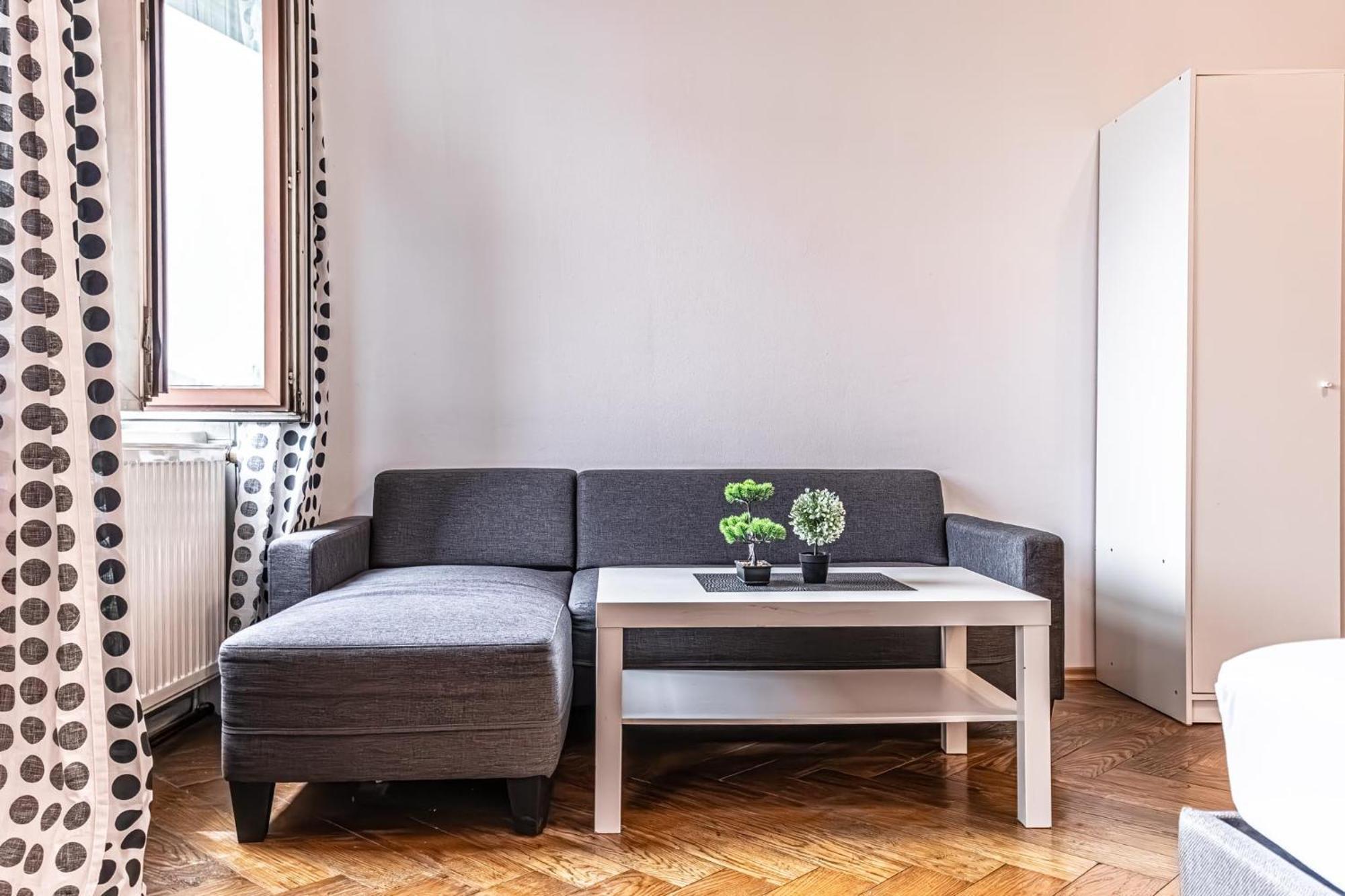Lovely 1Br Apt. Near Akh Hospital Viena Exterior foto